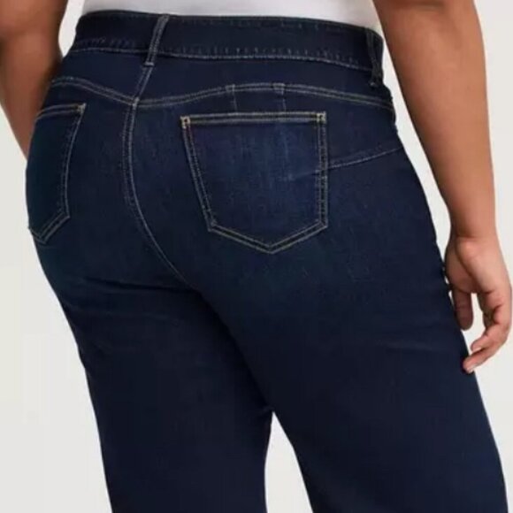 Torrid Bombshell Wide Leg Jeans Size 24T - Picture 8 of 15